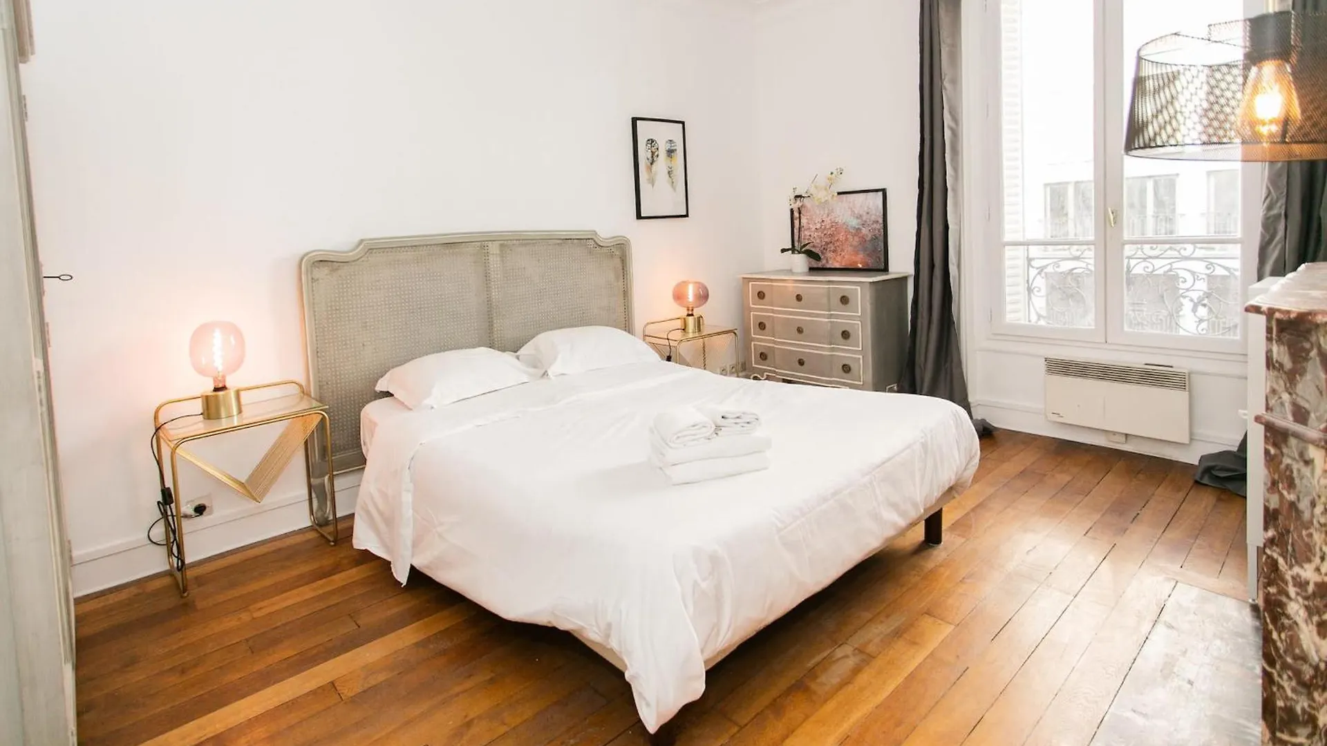 Marche 2Br Cosy Paris