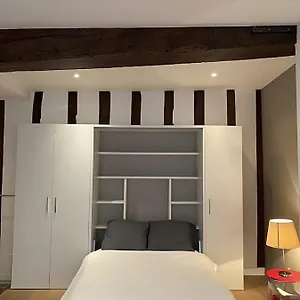 Modern In The Heart Of St-germain Paris